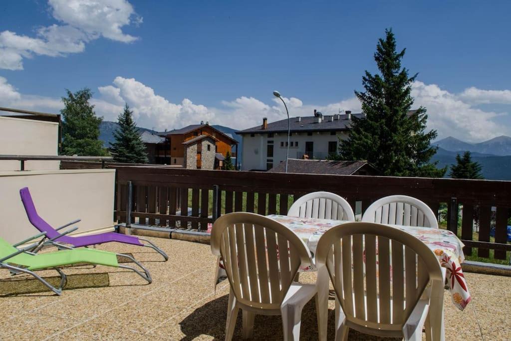 T2 Cabine Avec Terrasse Plein Sud 30M2 Aux Angles Exterior foto
